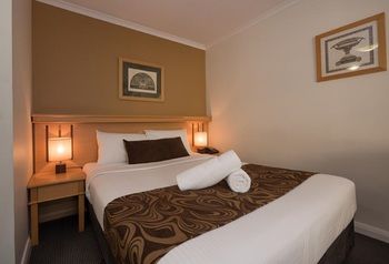 Napoleon On Kent - Accommodation Georgetown 16