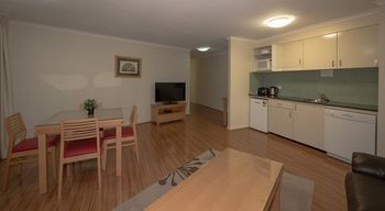 Napoleon On Kent - Accommodation Georgetown 29