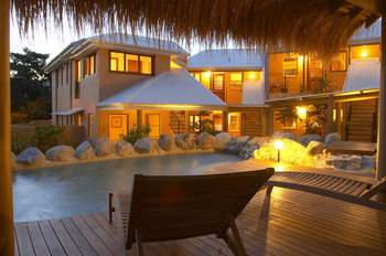 L'Auberge Noosa - Accommodation Georgetown 0