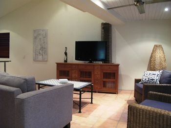 L'Auberge Noosa - Accommodation Georgetown 15