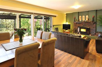 Holly Lodge - Accommodation Georgetown 17