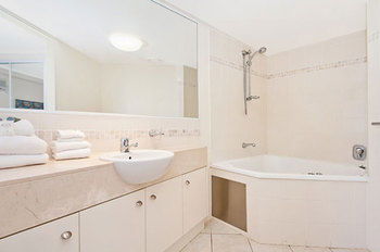 ULTIQA Shearwater Resort - Accommodation Georgetown 14