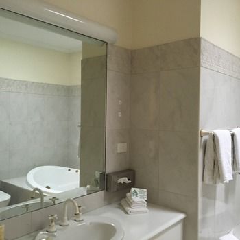 Eltham Gateway Hotel - Accommodation Georgetown 3