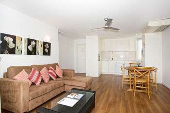 Maison Noosa Beachfront Resort - Accommodation Georgetown 2
