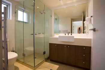 Maison Noosa Beachfront Resort - Accommodation Georgetown 4