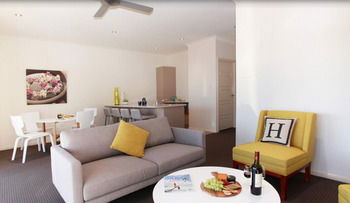 H Boutique Hotel - Accommodation Georgetown 26
