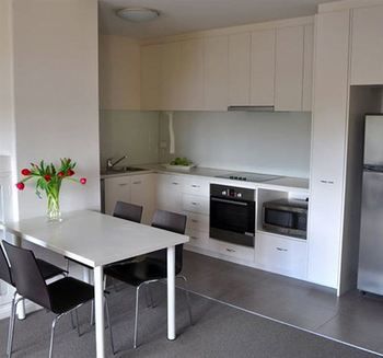 Albert Road Serviced Apartments - Accommodation Georgetown 4
