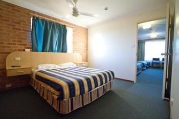 Branxton House Motel, Hunter Valley - Accommodation Georgetown 5