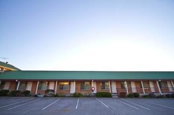 Branxton House Motel, Hunter Valley - Accommodation Georgetown 6
