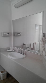 Branxton House Motel, Hunter Valley - Accommodation Georgetown 8