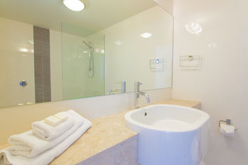Las Rias - Accommodation Georgetown 7