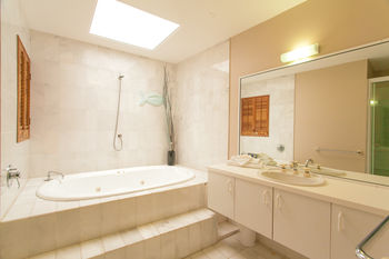 Las Rias - Accommodation Georgetown 8