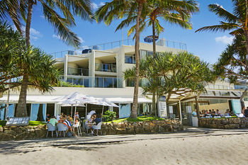 On The Beach Noosa - Accommodation Georgetown 1