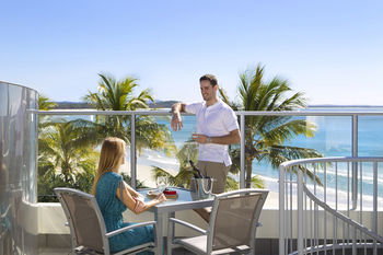 On The Beach Noosa - Accommodation Georgetown 36