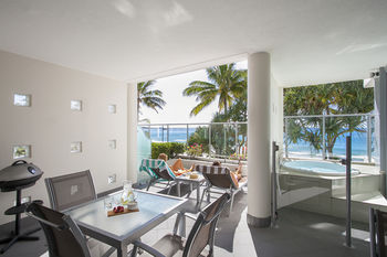 On The Beach Noosa - Accommodation Georgetown 37