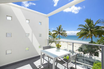 On The Beach Noosa - Accommodation Georgetown 53