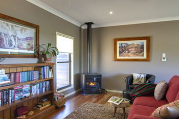 Mary Valley Views B + B - Accommodation Georgetown 0