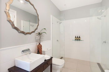 Block Eight - Accommodation Georgetown 32