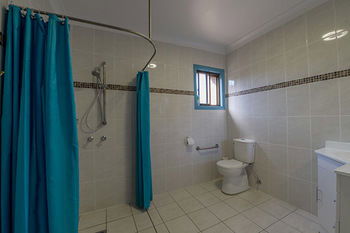 CBD Accommodation Tamworth - Accommodation Georgetown 0