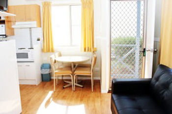 REDHEAD BEACH HOLIDAY PARK - Accommodation Georgetown 9