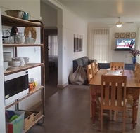 Lakeside Vista Holiday House - Accommodation Georgetown