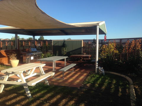 Gympie Caravan Park - Queens Park - Accommodation Georgetown 0