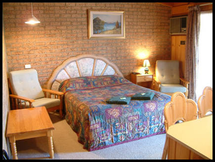 Lightning Ridge Outback Resort & Caravan Park - Accommodation Georgetown 2