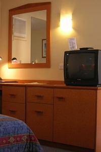 Reef Motor Inn - Accommodation Georgetown 5