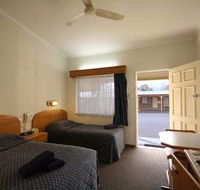 Rest Point Motor Inn and Hereford Steakhouse - Accommodation Georgetown