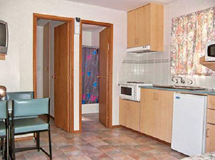 The Clog Barn Holiday Park - Accommodation Georgetown 1