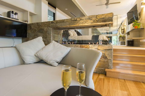 The Feathered Nest - Luxury Wildlife Retreat - Accommodation Georgetown 0