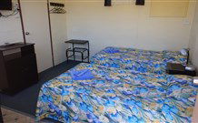 Bluey Motel - Lightning Ridge - Accommodation Georgetown 1