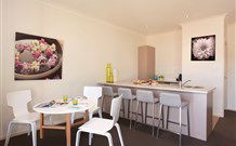 H Boutique Hotel - Pokolbin - Accommodation Georgetown 2