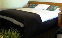 Mariners Hotel Motel On The Waterfront - Batemans Bay - Accommodation Georgetown 0