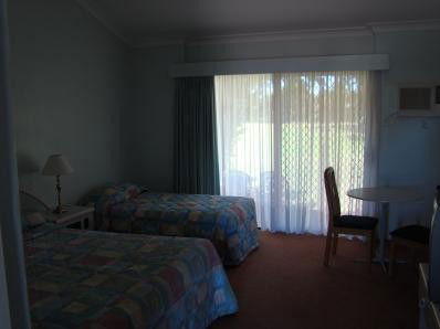 Airlie House Motor Inn - Accommodation Georgetown 2
