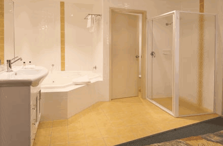 Caboolture Riverlakes Motel - Accommodation Georgetown 1