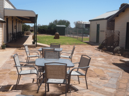 Nuttbush Retreat Caravan Park - Accommodation Georgetown