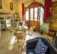 Outback Cellar and Country Cottage - Accommodation Georgetown