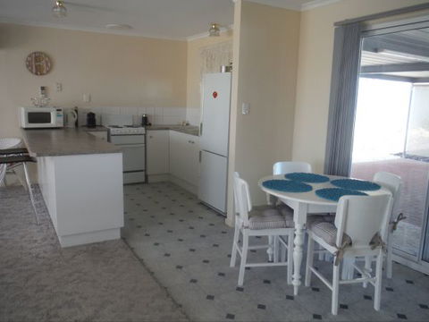 Alilly - Accommodation Georgetown 2