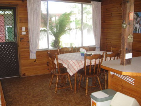 Grantham House  Pet Friendly Holiday Home - Accommodation Georgetown 1