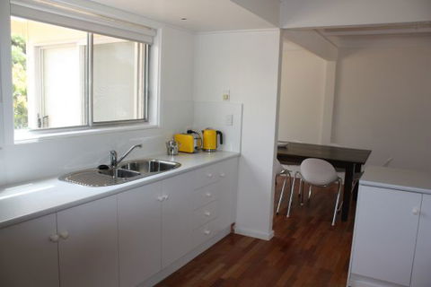 LJ Hooker Goolwa Holiday Rentals - 42 Underwood Avenue, Goolwa Beach - Accommodation Georgetown 13