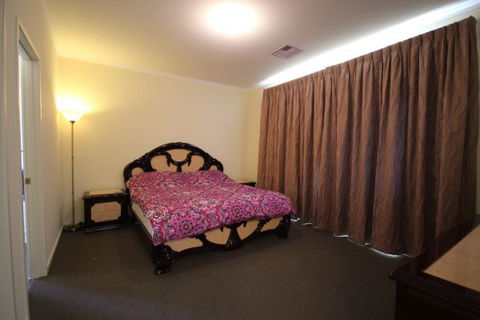 LJ Hooker Goolwa Holiday Rentals - 42 Underwood Avenue, Goolwa Beach - Accommodation Georgetown 19