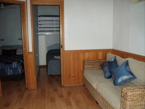 Elliston Waterloo Bay Tourist Park - Accommodation Georgetown 7