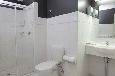 Adelaide Riviera Hotel - Accommodation Georgetown 0