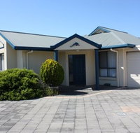 Robe Dolphin Court Apartments - Accommodation Georgetown