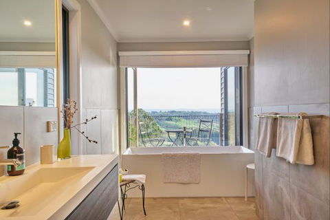 Halcyon Cottage Retreat - Self Contained Accommodation - Accommodation Georgetown 6