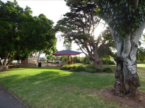 Adelaide Holiday House - Accommodation Georgetown 9