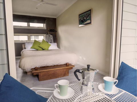 Alice's Palace Ocean Grove - Accommodation Georgetown 5
