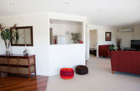 C-Deck Beach House Apartment - Accommodation Georgetown 5