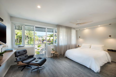 Heart Hotel And Gallery Whitsundays - Accommodation Georgetown 0